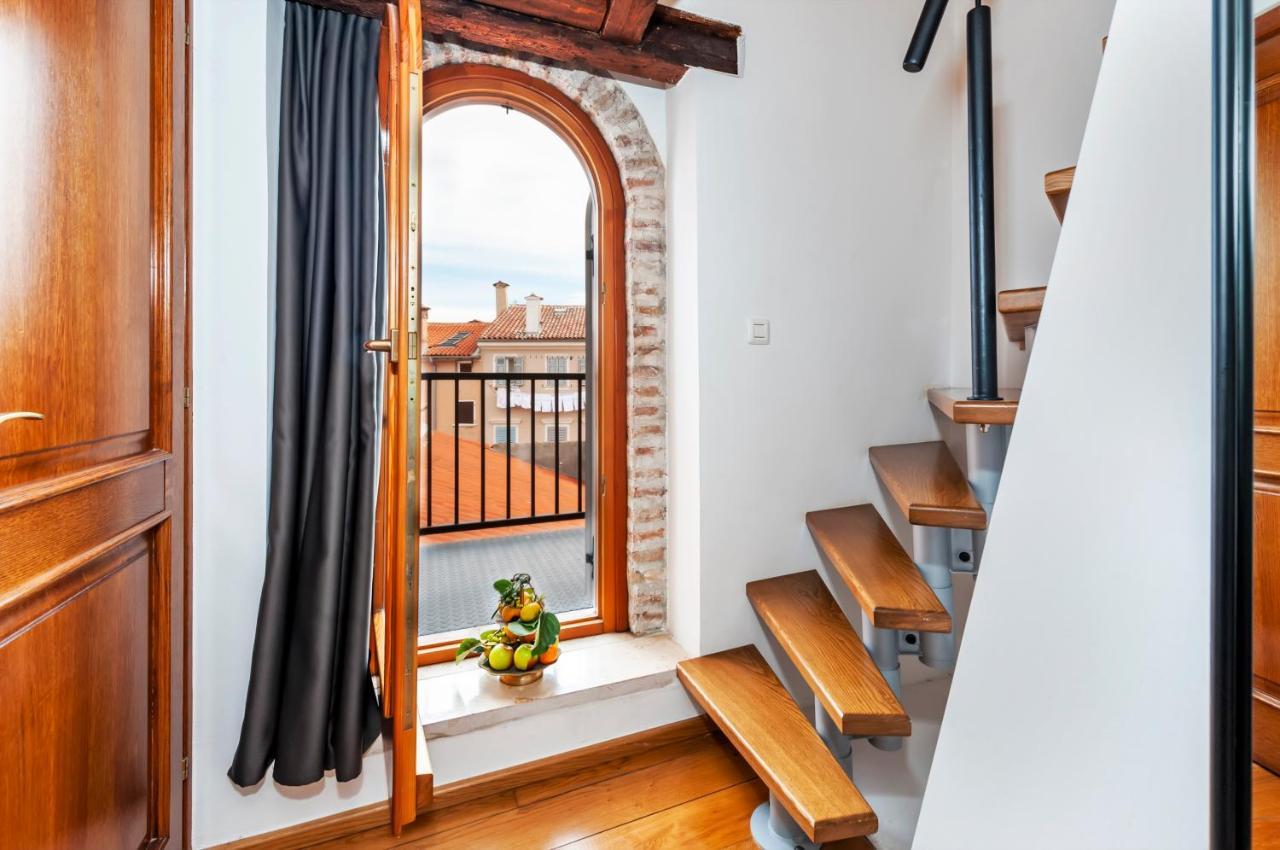 Noemi'S Rooms Rovinj Bagian luar foto
