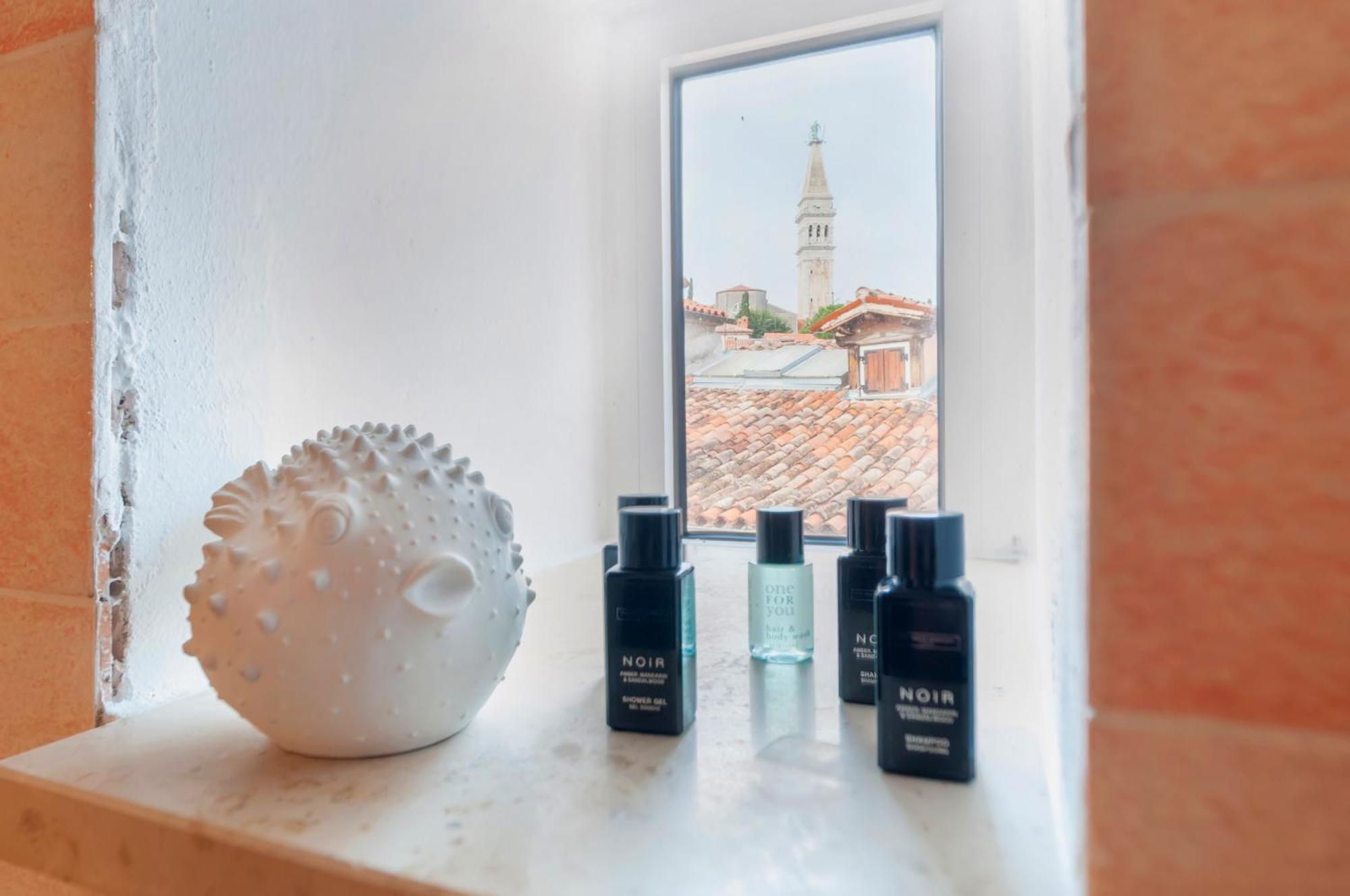 Noemi'S Rooms Rovinj Ruang foto