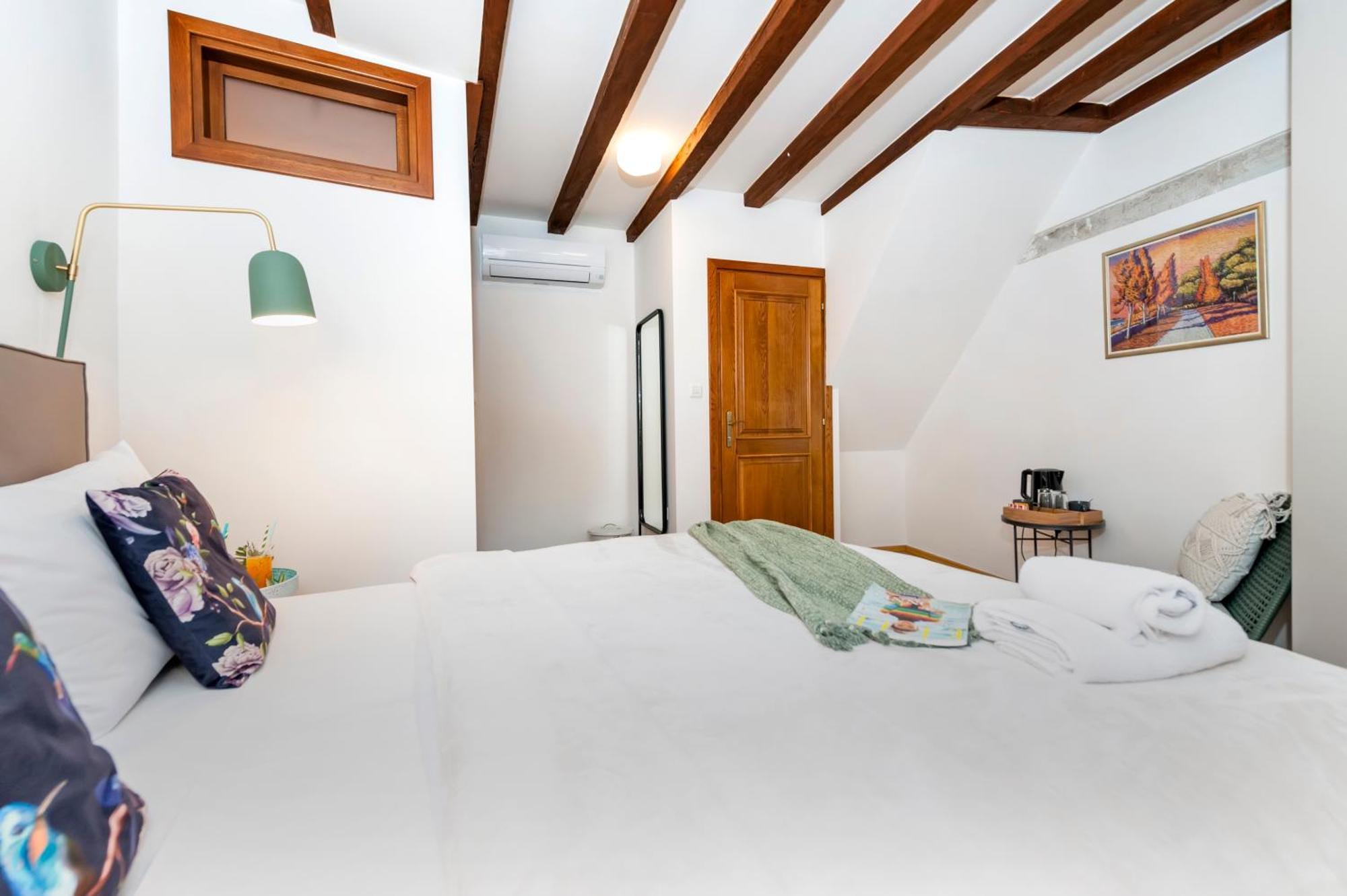 Noemi'S Rooms Rovinj Ruang foto
