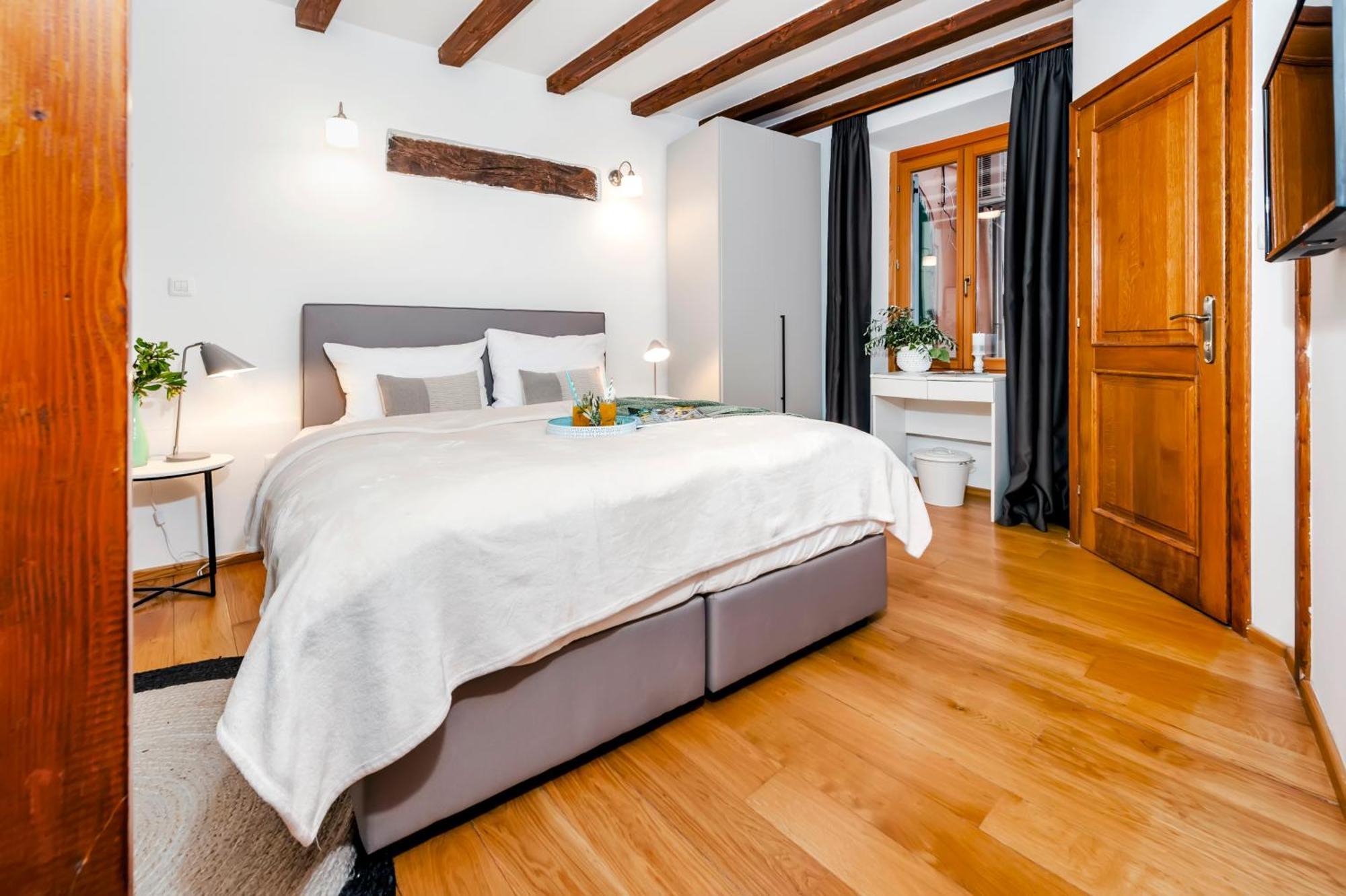 Noemi'S Rooms Rovinj Ruang foto