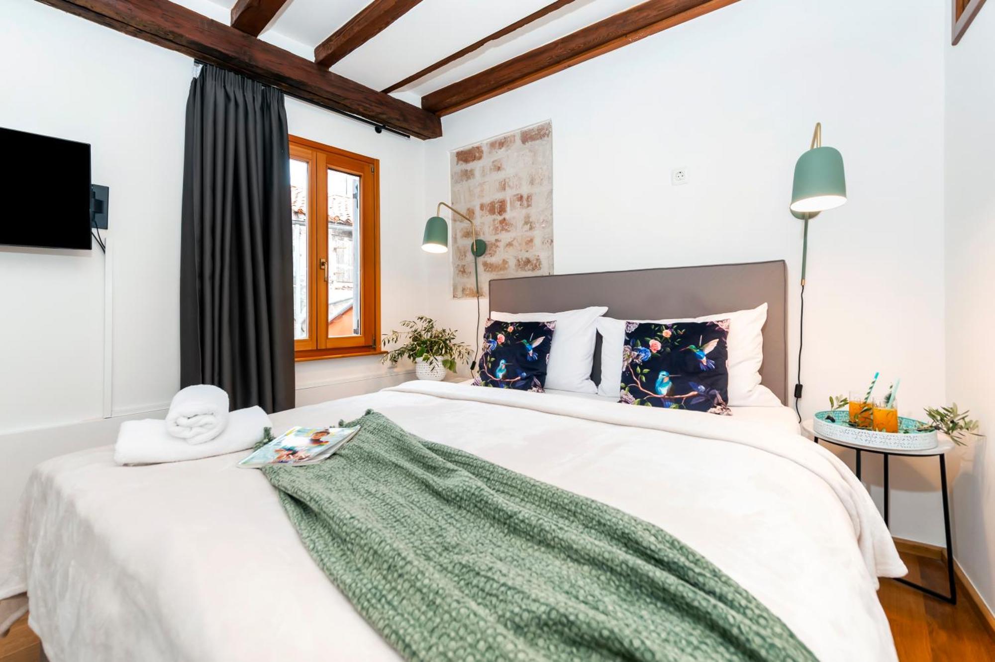 Noemi'S Rooms Rovinj Ruang foto