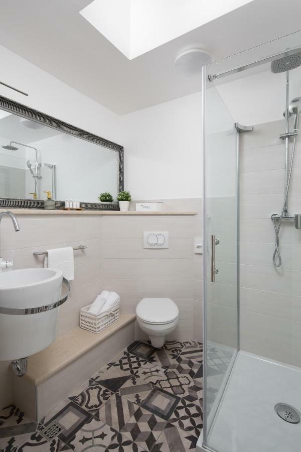Noemi'S Rooms Rovinj Bagian luar foto
